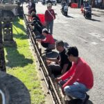ASN Tabanan Gotong Royong Cat Trotoar, Meriahkan HUT ke-532 Kota Singasana